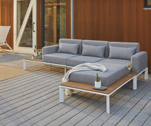 Load image into Gallery viewer, Capitola Sectional