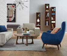 Load image into Gallery viewer, Deacon Chair